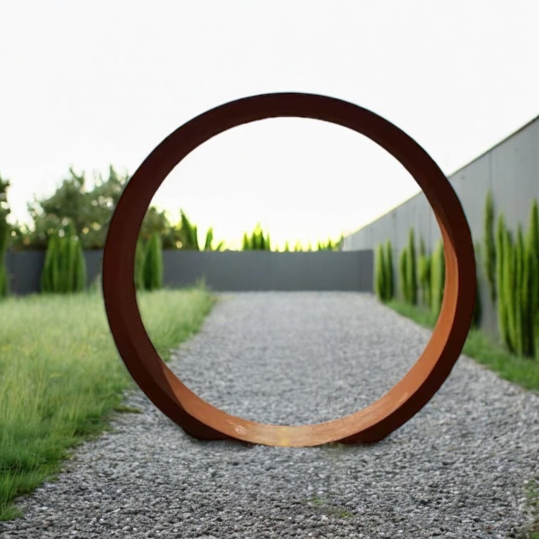 Sculptures & Accessories