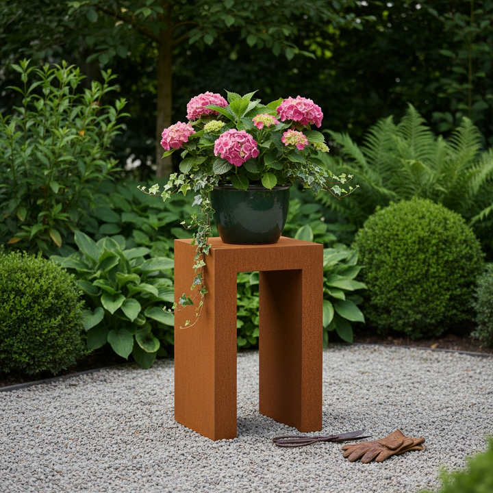 Corten steel U pedestal